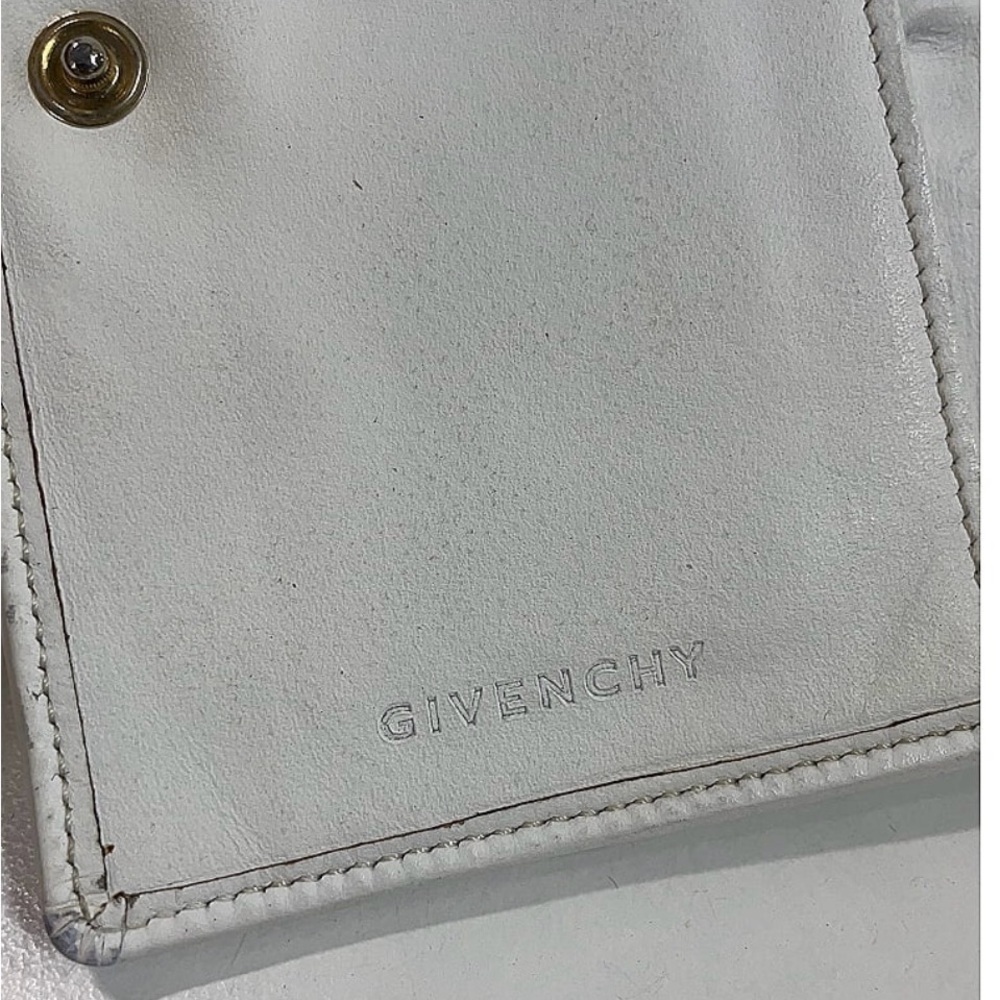 Givenchy Wallet - Picture 3 of 14